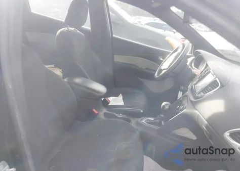 2016 Dodge Dart Sxt z USA, uszkodzony, nr VIN 1C3CDFBB8GD531702